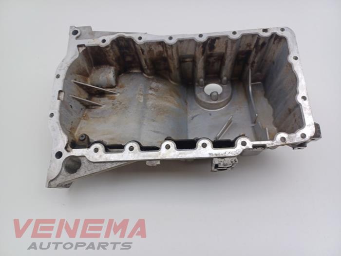 Gebruikte Carterpan Audi A6 Avant (C6) 2.0 T FSI 16V Prijs € 44,99 Margeregeling aangeboden door Venema Autoparts