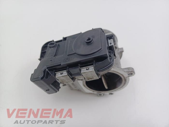 Gebruikte Gasklephuis Iveco New Daily VI 33S16, 35C16, 35S16 Prijs € 49,99 Margeregeling aangeboden door Venema Autoparts