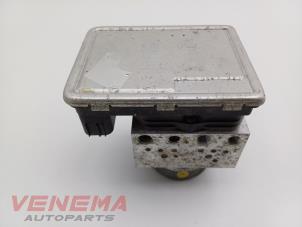 Gebruikte ABS Pomp Volkswagen Passat (3G2) 2.0 TDI 16V 150 Prijs € 499,99 Margeregeling aangeboden door Venema Autoparts