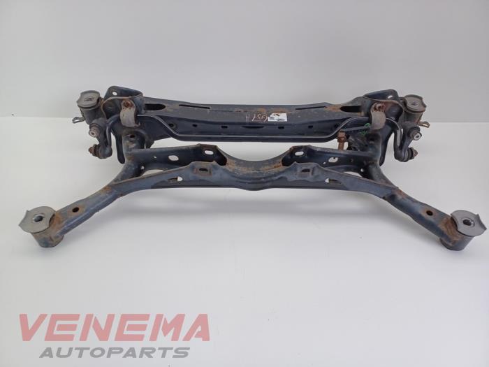 Gebruikte Subframe Volkswagen Passat (3G2) 2.0 TDI 16V 150 Prijs € 69,99 Margeregeling aangeboden door Venema Autoparts