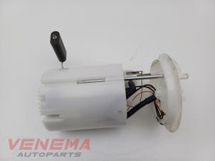 Gebruikte Brandstofpomp Elektrisch Opel Corsa E 1.2 16V Prijs € 29,99 Margeregeling aangeboden door Venema Autoparts