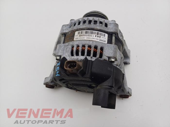 Gebruikte Dynamo Opel Corsa E 1.2 16V Prijs € 29,99 Margeregeling aangeboden door Venema Autoparts