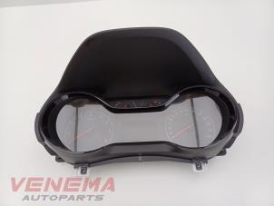 Gebruikte Instrumentenpaneel Opel Corsa F (UB/UH/UP) 1.2 12V 75 Prijs € 124,99 Margeregeling aangeboden door Venema Autoparts