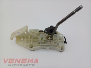 Gebruikte Schakelmechaniek Ford Mondeo IV Wagon 2.0 16V Prijs € 39,99 Margeregeling aangeboden door Venema Autoparts