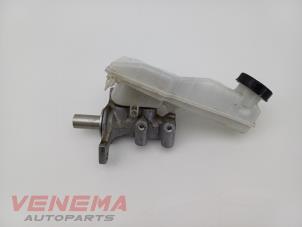 Gebruikte Hoofdremcilinder Opel Corsa F (UB/UH/UP) 1.2 12V 75 Prijs € 39,99 Margeregeling aangeboden door Venema Autoparts