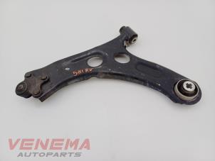 Gebruikte Draagarm rechts-voor Opel Corsa F (UB/UH/UP) 1.2 12V 75 Prijs € 44,99 Margeregeling aangeboden door Venema Autoparts