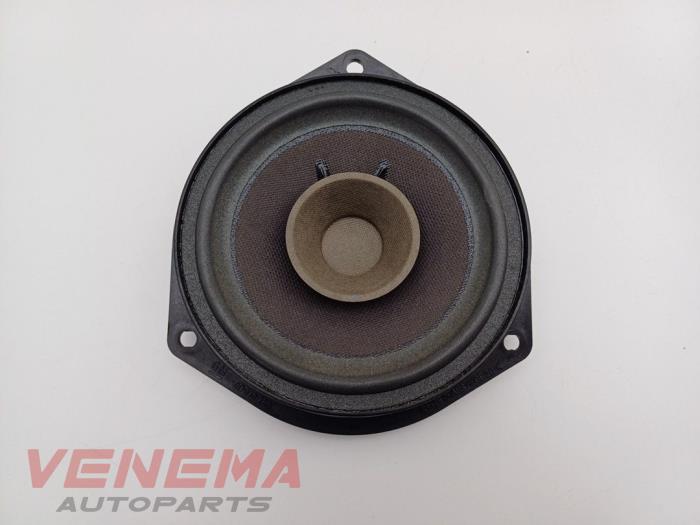 Gebruikte Luidspreker Opel Corsa E 1.2 16V Prijs € 14,99 Margeregeling aangeboden door Venema Autoparts