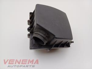 Gebruikte Luchtfilterhuis Opel Corsa E 1.2 16V Prijs € 49,99 Margeregeling aangeboden door Venema Autoparts