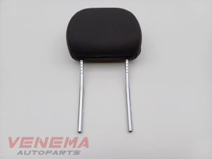 Gebruikte Hoofdsteun Opel Corsa E 1.2 16V Prijs € 39,99 Margeregeling aangeboden door Venema Autoparts