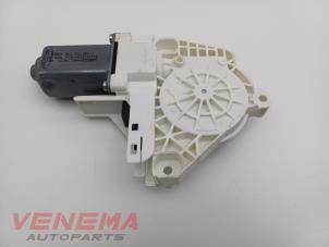 Gebruikte Motor electrisch raam Audi A1 Sportback (8XA/8XF) 1.4 TFSI ACT 16V Prijs € 9,99 Margeregeling aangeboden door Venema Autoparts