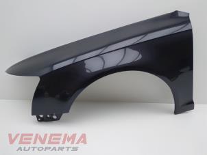 Gebruikte Scherm links-voor Audi A6 Avant (C6) 2.0 T FSI 16V Prijs € 249,99 Margeregeling aangeboden door Venema Autoparts