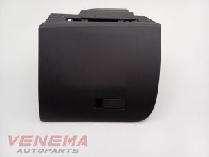 Gebruikte Dashboardkastje Opel Corsa F (UB/UH/UP) 1.2 12V 75 Prijs € 49,99 Margeregeling aangeboden door Venema Autoparts