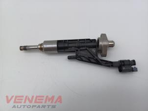 Gebruikte Injector (benzine injectie) BMW 1 serie (F21) 120i 2.0 16V Prijs € 34,99 Margeregeling aangeboden door Venema Autoparts