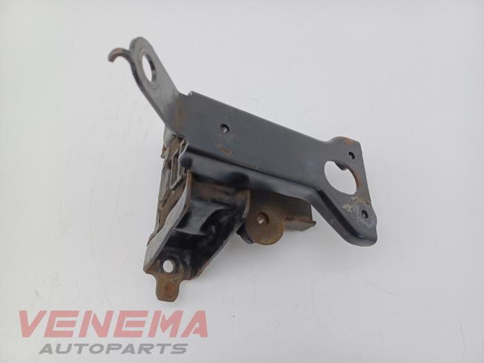 Gebruikte Motorrubber Peugeot 107 1.0 12V Prijs € 24,99 Margeregeling aangeboden door Venema Autoparts