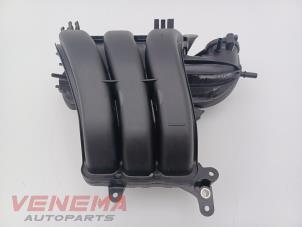 Gebruikte Spruitstuk Inlaat Volkswagen Polo VI (AW1) 1.0 MPi 12V Prijs € 199,99 Margeregeling aangeboden door Venema Autoparts