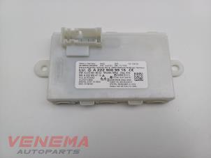 Gebruikte Keyless vehicle module Mercedes E (C238) E-300 2.0 Turbo 16V Prijs € 39,99 Margeregeling aangeboden door Venema Autoparts