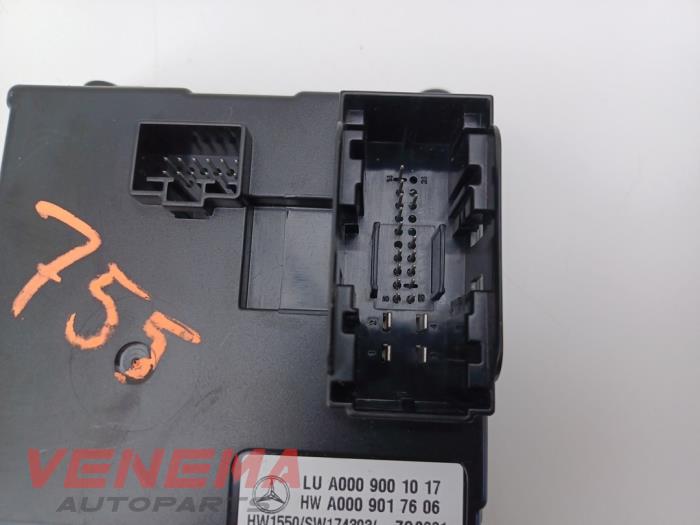 Computer Koeling van een Mercedes-Benz E (C238) E-300 2.0 Turbo 16V 2019