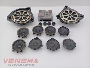 Gebruikte Speakerset Mercedes E (C238) E-300 2.0 Turbo 16V Prijs € 599,99 Margeregeling aangeboden door Venema Autoparts