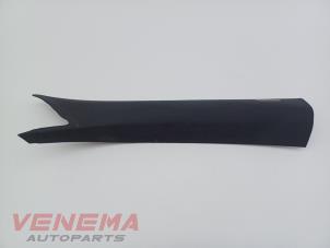 Gebruikte Stijlbekleding rechts-voor Mercedes E (C238) E-300 2.0 Turbo 16V Prijs € 29,99 Margeregeling aangeboden door Venema Autoparts