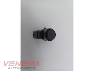 Gebruikte PDC Sensor BMW X1 (F48) xDrive 20i 2.0 16V Twin Power Turbo Prijs € 19,99 Margeregeling aangeboden door Venema Autoparts