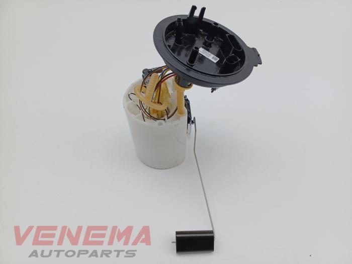 Gebruikte Tank element Pomp Seat Leon ST (5FF) 1.6 TDI 16V Prijs € 54,99 Margeregeling aangeboden door Venema Autoparts