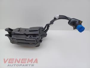 Gebruikte Adblue tank Seat Leon ST (5FF) 1.6 TDI 16V Prijs € 174,99 Margeregeling aangeboden door Venema Autoparts