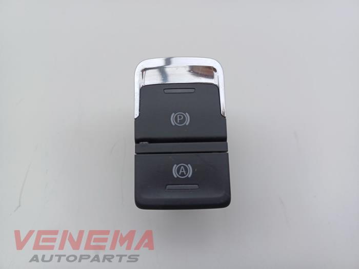 Gebruikte Handrem schakelaar Seat Leon ST (5FF) 1.6 TDI 16V Prijs € 9,99 Margeregeling aangeboden door Venema Autoparts