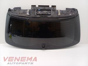 Gebruikte Ruit achter BMW 3 serie Touring (F31) 320d 2.0 16V Prijs € 99,99 Margeregeling aangeboden door Venema Autoparts