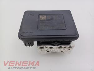 Gebruikte ABS Pomp Volkswagen Golf Sportsvan (AUVS) 1.2 TSI 16V BlueMOTION Prijs € 49,99 Margeregeling aangeboden door Venema Autoparts