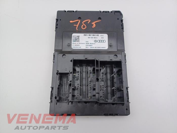 Computer Body Control van een Audi A4 Avant (B9) 2.0 35 TFSI Mild Hybrid 16V 2021