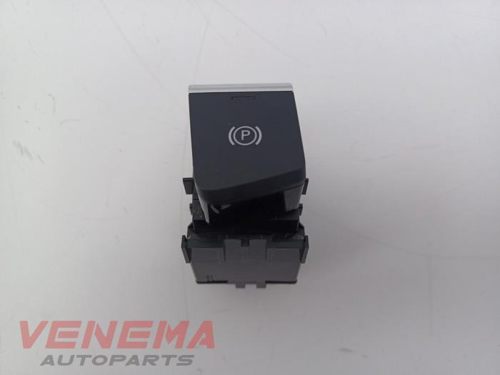 Handrem schakelaar van een Audi A4 Avant (B9) 2.0 35 TFSI Mild Hybrid 16V 2021