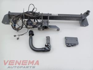 Gebruikte Trekhaak BMW 2 serie Active Tourer (F45) 218i 1.5 TwinPower Turbo 12V Prijs € 299,99 Margeregeling aangeboden door Venema Autoparts