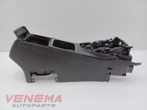 Gebruikte Middenconsoles Opel Grandland (X) 1.2 Turbo 12V Prijs € 39,99 Margeregeling aangeboden door Venema Autoparts