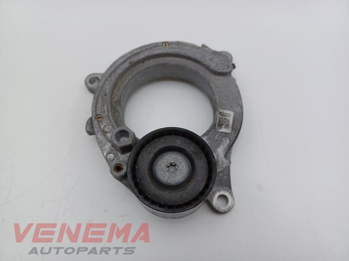 Gebruikte Spanrol Multiriem BMW X1 (F48) xDrive 20i 2.0 16V Twin Power Turbo Prijs € 29,99 Margeregeling aangeboden door Venema Autoparts