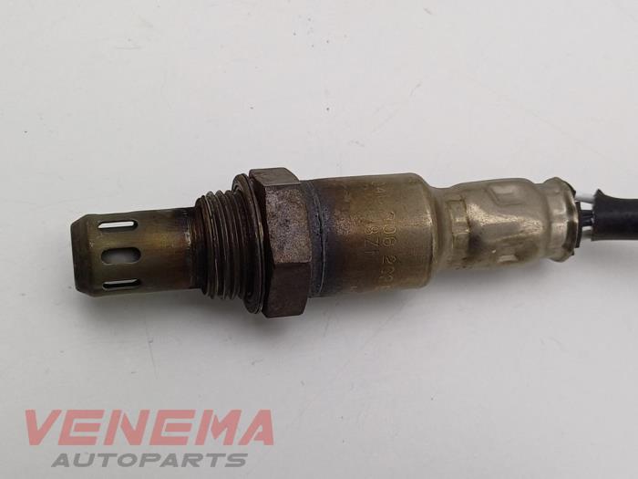 Lambda Sonde van een Volkswagen Polo VI (AW1) 1.0 TSI 12V 2019