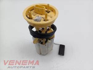 Gebruikte Tank element Pomp Volkswagen Caddy IV 2.0 TDI 75 Prijs € 49,99 Margeregeling aangeboden door Venema Autoparts