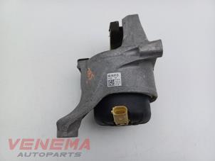 Gebruikte Motorsteun Audi A4 Avant (B9) 2.0 35 TFSI Mild Hybrid 16V Prijs € 34,99 Margeregeling aangeboden door Venema Autoparts