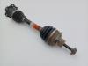 Aandrijfas links-voor van een Audi A4 Avant (B9) 2.0 35 TFSI Mild Hybrid 16V 2021