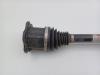 Aandrijfas links-voor van een Audi A4 Avant (B9) 2.0 35 TFSI Mild Hybrid 16V 2021