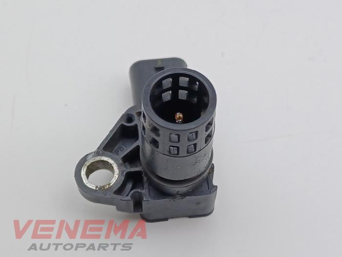 Brandstofdruk sensor van een Audi A4 Avant (B9) 2.0 35 TFSI Mild Hybrid 16V 2021