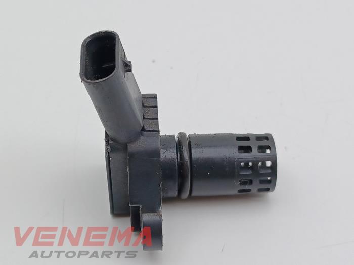 Brandstofdruk sensor van een Audi A4 Avant (B9) 2.0 35 TFSI Mild Hybrid 16V 2021