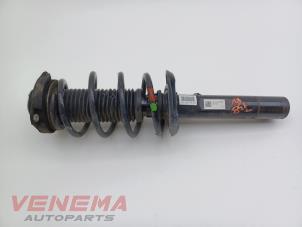 Gebruikte Mac Phersonpoot rechts-voor Volkswagen Caddy IV 2.0 TDI 75 Prijs € 29,99 Margeregeling aangeboden door Venema Autoparts