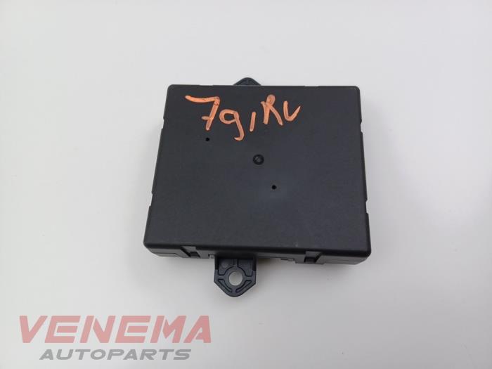 Centrale Deurvergrendelings Module van een BMW 2 serie Active Tourer (U06) 218i 1.5 TwinPower Turbo 12V 2024