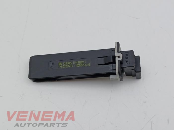 Gebruikte Sensor Temperatuur binnen BMW 2 serie Active Tourer (U06) 218i 1.5 TwinPower Turbo 12V Prijs € 9,99 Margeregeling aangeboden door Venema Autoparts