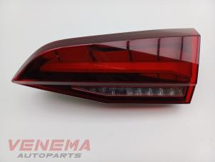 Gebruikte Achterlicht rechts BMW 2 serie Active Tourer (U06) 218i 1.5 TwinPower Turbo 12V Prijs € 149,99 Margeregeling aangeboden door Venema Autoparts