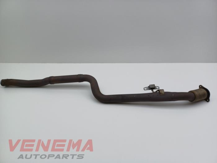 Gebruikte Uitlaat Middendemper Alfa Romeo Stelvio (949) 2.0 T 16V Q4 Prijs € 199,99 Margeregeling aangeboden door Venema Autoparts