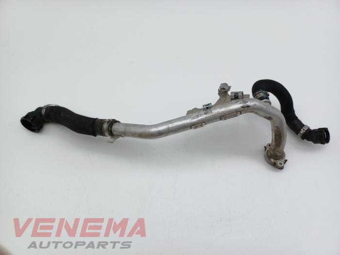 Gebruikte Waterpijp Alfa Romeo Stelvio (949) 2.0 T 16V Q4 Prijs € 49,99 Margeregeling aangeboden door Venema Autoparts