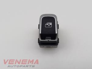 Gebruikte Elektrisch Raam Schakelaar Audi Q2 (GAB/GAG) 1.0 TFSI 12V Prijs € 9,99 Margeregeling aangeboden door Venema Autoparts