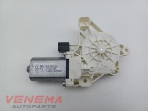 Gebruikte Motor portierruit Volkswagen Passat Variant (CJ5) 2.0 TDI 16V Prijs € 14,99 Margeregeling aangeboden door Venema Autoparts