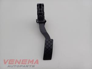 Gebruikte Gaspedaal Volkswagen Passat Variant (CJ5) 2.0 TDI 16V Prijs € 49,99 Margeregeling aangeboden door Venema Autoparts
